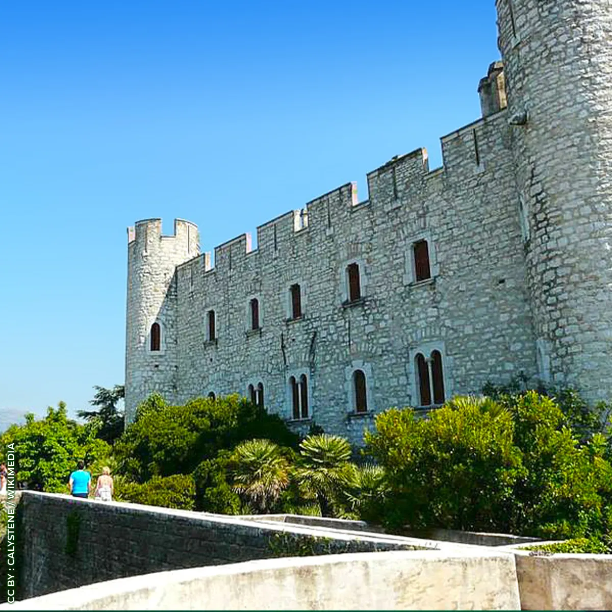 chateau-villeneuve